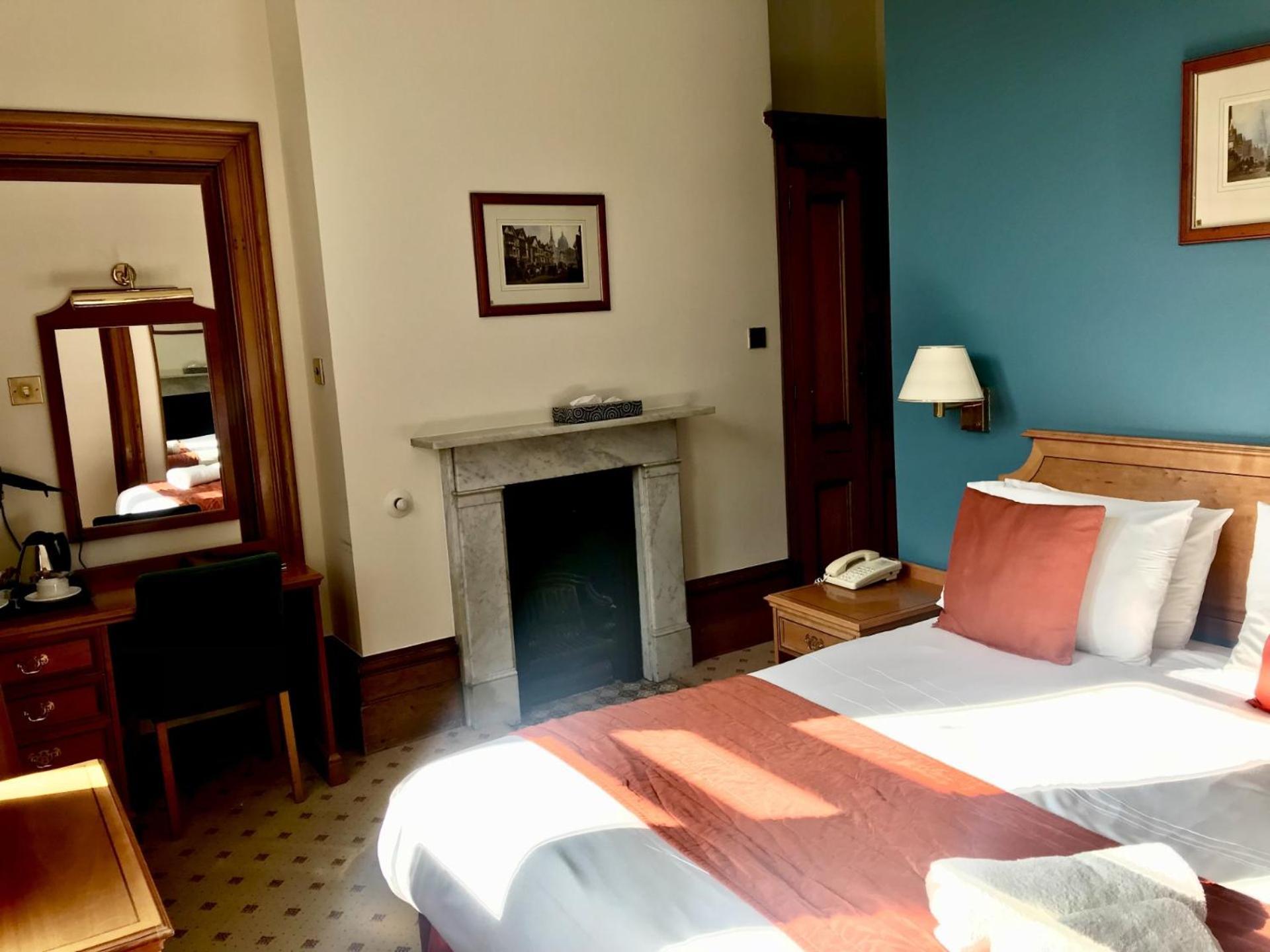 Purbeck House Hotel & Louisa Lodge Суонидж Экстерьер фото